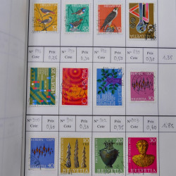 Lot de timbres de Suisse neufs et oblitérés en 6 carnets à choix.