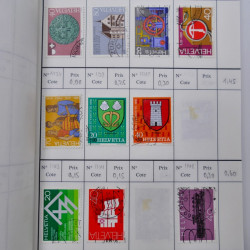 Lot de timbres de Suisse neufs et oblitérés en 6 carnets à choix.