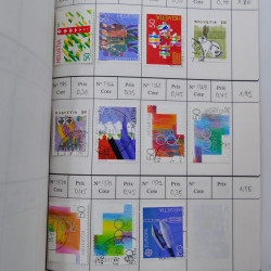 Lot de timbres de Suisse neufs et oblitérés en 6 carnets à choix.