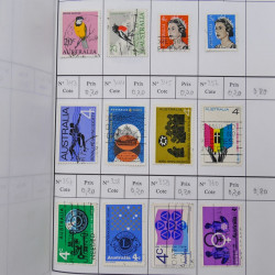 Lot de timbres d'Australie 1912-1998 oblitérés en 3 carnets à choix.