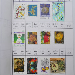 Lot de timbres d'Australie 1912-1998 oblitérés en 3 carnets à choix.