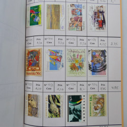 Lot de timbres d'Australie 1912-1998 oblitérés en 3 carnets à choix.