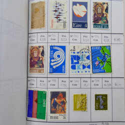 Lot de timbres d'Irlande 1922-1997 oblitérés en 2 carnets à choix.