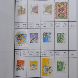 Lot de timbres d'Irlande 1922-1997 oblitérés en 2 carnets à choix.