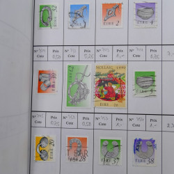 Lot de timbres d'Irlande 1922-1997 oblitérés en 2 carnets à choix.