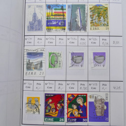 Lot de timbres d'Irlande 1922-1997 oblitérés en 2 carnets à choix.