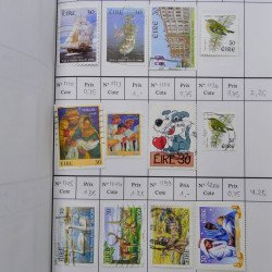 Lot de timbres d'Irlande 1922-1997 oblitérés en 2 carnets à choix.