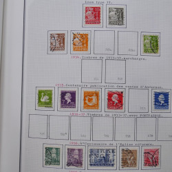 Collection massive timbres d'Europe neufs et oblitérés en un album.