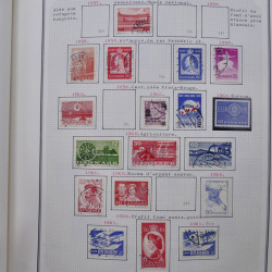 Collection massive timbres d'Europe neufs et oblitérés en un album.