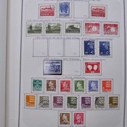 Collection massive timbres d'Europe neufs et oblitérés en un album.