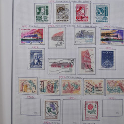 Collection massive timbres d'Europe neufs et oblitérés en un album.