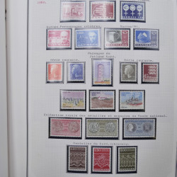 Collection massive timbres d'Europe neufs et oblitérés en un album.