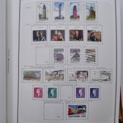 Collection massive timbres d'Europe neufs et oblitérés en un album.