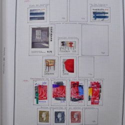 Collection massive timbres d'Europe neufs et oblitérés en un album.