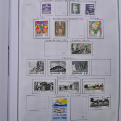 Collection massive timbres d'Europe neufs et oblitérés en un album.