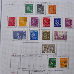 Collection massive timbres d'Europe neufs et oblitérés en un album.