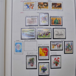 Collection massive timbres d'Europe neufs et oblitérés en un album.