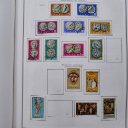 Collection massive timbres d'Europe neufs et oblitérés en un album.