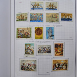 Collection massive timbres d'Europe neufs et oblitérés en un album.