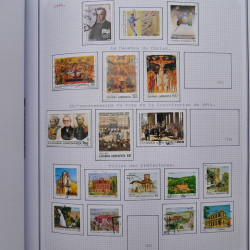 Collection massive timbres d'Europe neufs et oblitérés en un album.