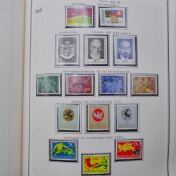 Collection massive timbres d'Europe neufs et oblitérés en un album.