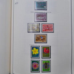 Collection massive timbres d'Europe neufs et oblitérés en un album.