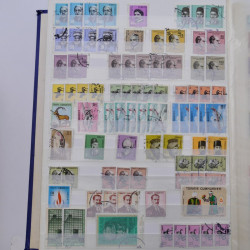 Lot de timbres de Turquie, Yougoslavie oblitérés en un album