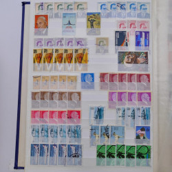 Lot de timbres de Turquie, Yougoslavie oblitérés en un album