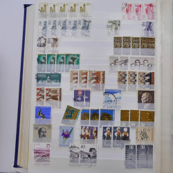Lot de timbres de Turquie, Yougoslavie oblitérés en un album