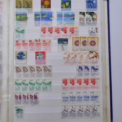 Lot de timbres de Turquie, Yougoslavie oblitérés en un album