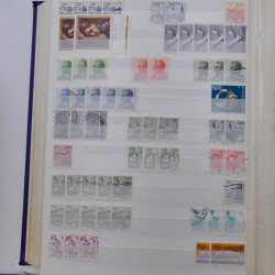 Lot de timbres de Turquie, Yougoslavie oblitérés en un album