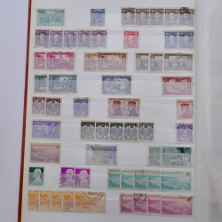 Lot de timbres de Monaco neufs et oblitérés en un album.