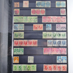 Lot de timbres de Danemark oblitérés en un album.