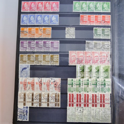 Lot de timbres de Danemark oblitérés en un album.
