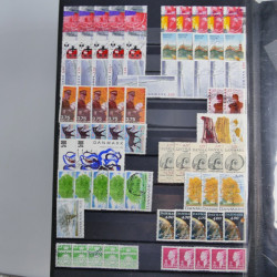 Lot de timbres de Danemark oblitérés en un album.