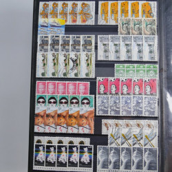 Lot de timbres de Danemark oblitérés en un album.