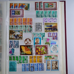 Lot de timbres d'Hongrie oblitérés en un album.