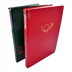 Lot de timbres d'Autriche neufs et oblitérés en deux albums.