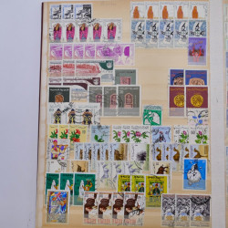 Lot de timbres de Tunisie oblitérés en un album.