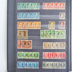 Lot de timbres d'Allemagne neufs et oblitérés en huit albums.