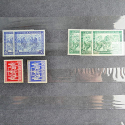 Lot de timbres d'Allemagne neufs et oblitérés en huit albums.