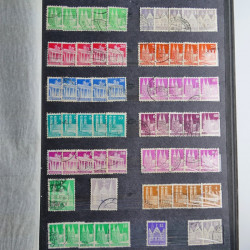 Lot de timbres d'Allemagne neufs et oblitérés en huit albums.