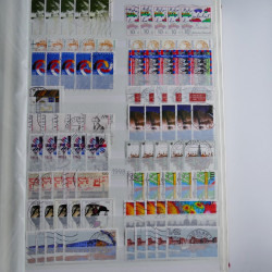 Lot de timbres d'Allemagne neufs et oblitérés en huit albums.