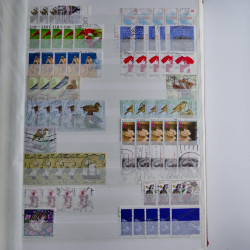 Lot de timbres d'Allemagne neufs et oblitérés en huit albums.