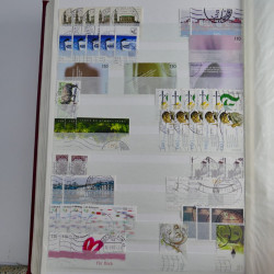 Lot de timbres d'Allemagne neufs et oblitérés en huit albums.