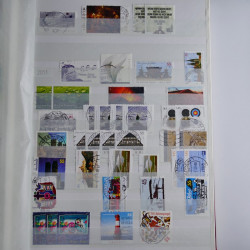 Lot de timbres d'Allemagne neufs et oblitérés en huit albums.