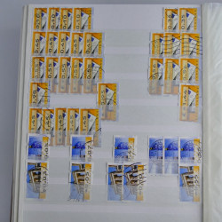 Lot de timbres d'Allemagne neufs et oblitérés en huit albums.