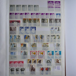 Lot de timbres d'Allemagne neufs et oblitérés en huit albums.