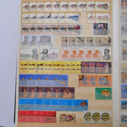 Lot de timbres de Grèce oblitérés en un album.