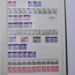 Lot de timbres de Suède oblitérés en un album.